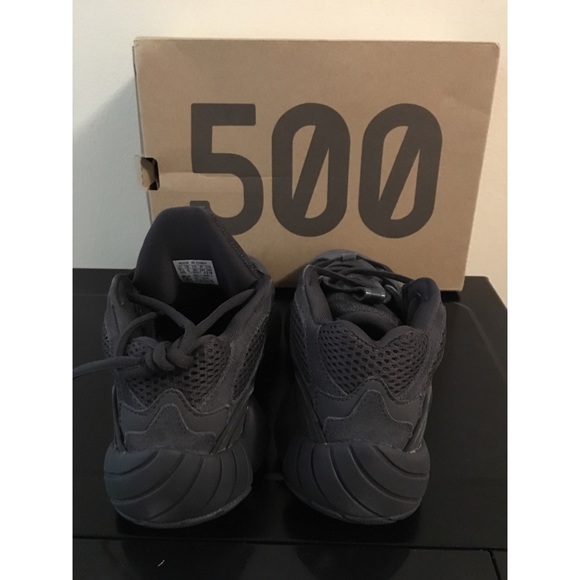 Yeezy  500 - Picture 5 of 8